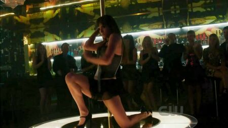 Lyndsy Fonseca – seksi striptizci