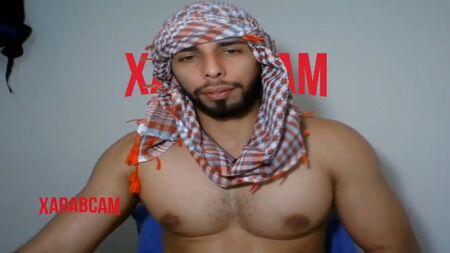 Karim, kaslı - Arap eşcinsel seks
