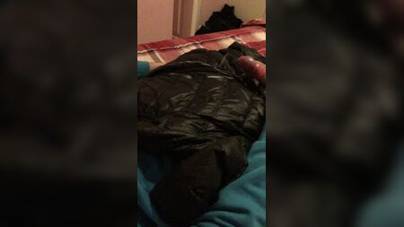 Siyah EA7 Puffa Ceketimi Giyiyorum