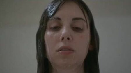 Alison Brie - Atlı Kız (2020)