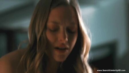 Amanda Seyfried'in çıplak sahneleri - Chloe - HD