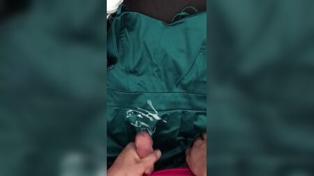 Forever 21 ve bir başka saten elbise ve oyun