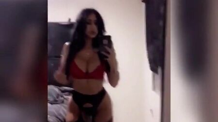 Seksi Latin Selfie