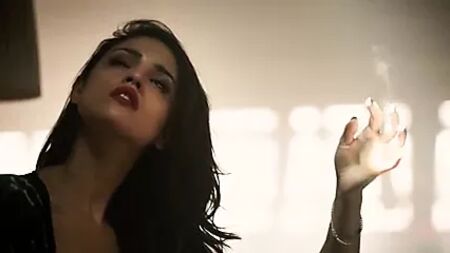 Eiza Gonzalez - Alacakaranlıktan Şafağa 2. Sezon 1. Bölüm