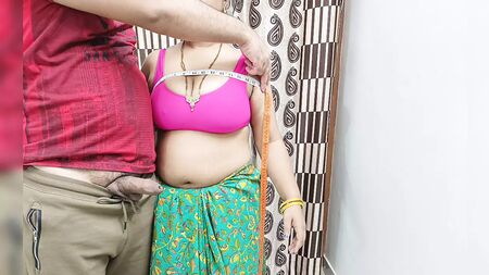 Desi Darji (terzi), Jiya ile sert bir şekilde sikişiyor – Hintçe Rol Yapma Seks