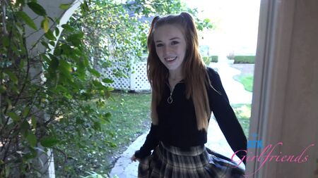 Madi Collins (Amatör POV) seks ve içe boşalma – PREZERVATİFSİZ