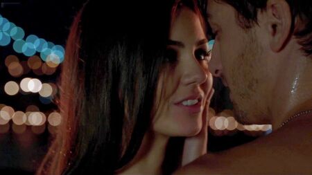 Victoria Justice – sütyen ve dekolte