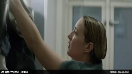 Ine Marie Wilmann'ın çıplak ve sert seks sahneleri