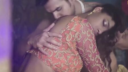 Kamasutra: Hintli Sıcak Seks