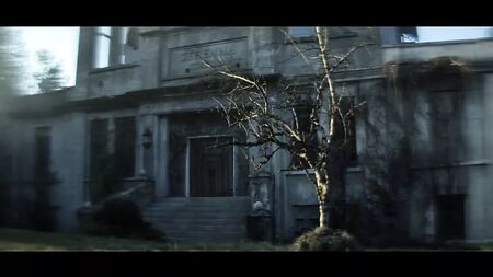 Kiernan Shipka - "Sabrina'nın Ürpertici Maceraları" 4. sezon 5. bölüm