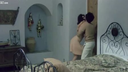 Edwige Fenech - Okul Öğretmeni