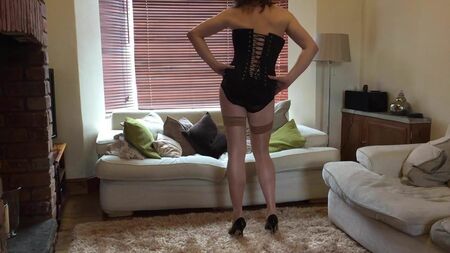 Crossdresser korsesi