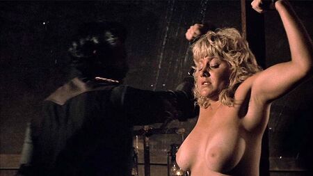 Lynda Wiesmeier, ScandalPlanet.Com'da "Wheels of Fire" Filminde Çıplak