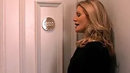 Shannon Tweed ve arkadaşları çok seksi