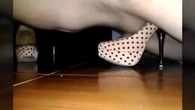 Seeliping Sister Repe - Fuck and Cum inside Sister's Forever 21 High Heels