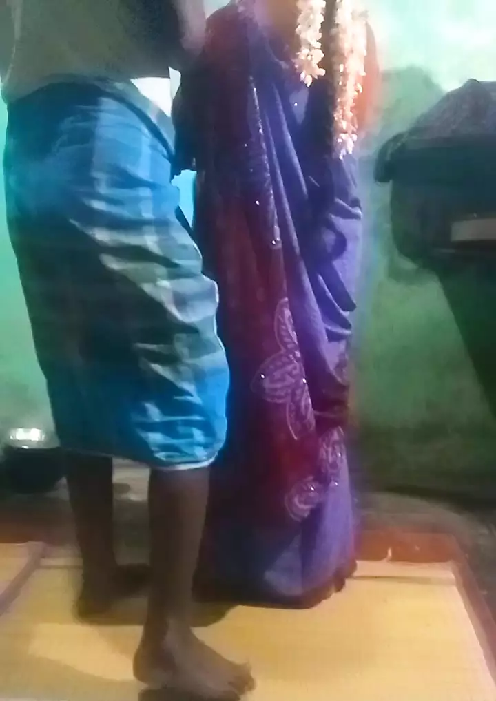 720px x 1018px - Tamil village aunty sex romance