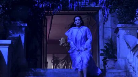 Sadie Frost, Winona Ryder - ''Bram Stoker'ın Drakula'sı'' 02