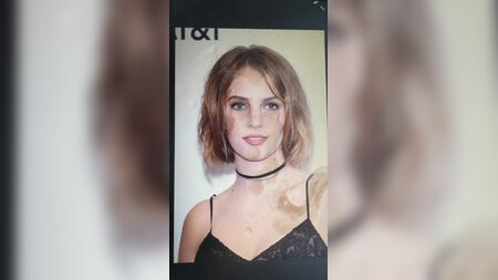 Maya Hawke'a Saygı Duruşu