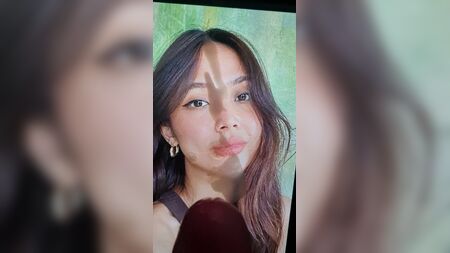 Nur Syaira, Malaylı seksi fahişe, sperm hediyesi