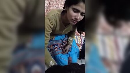 Pencaplı kız arkadaş-erkek arkadaş seks videosunun başka bölümleri de var