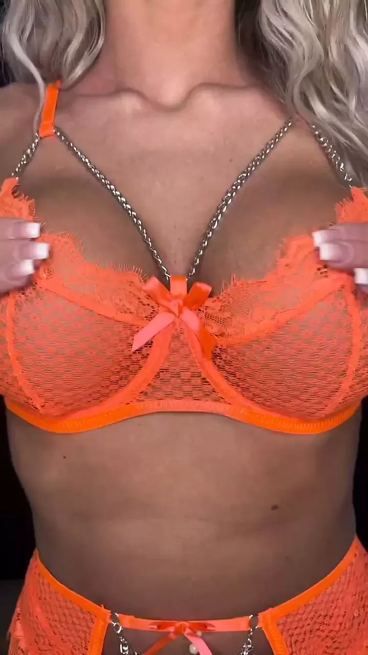 Only Fans Leaked - UK Model Striptease