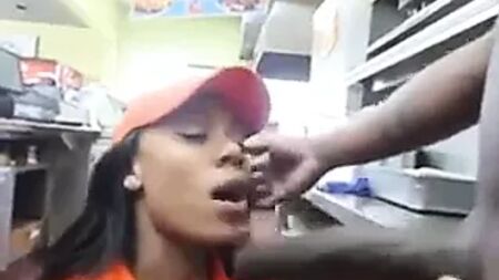 Popeyes'te Kocaman Popolar