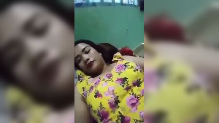 Nepalce görüntülü görüşme, amcık