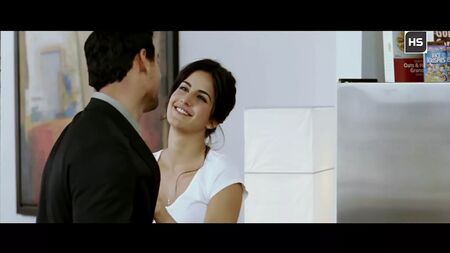Katrina Kaif – Ateşli Öpüşme Sahneleri 1080p