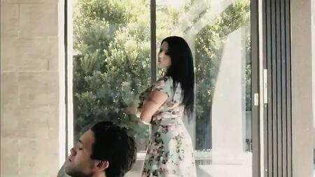 Sheridan, Kasabanın Zorbasını Sevgiyle Siker