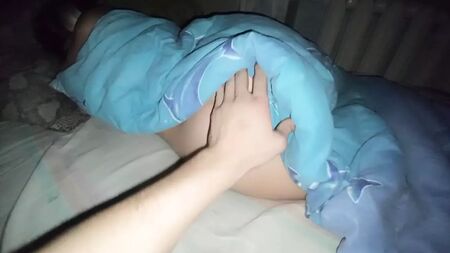 Uykulu kız kendini ona tamamen teslim etti - GeroinNut