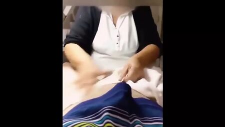 Erkekler için Brezilya Ağda – Eldiven Gerekmez