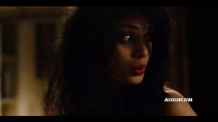 Romane Portail ve Tina Desai, Sense8: Bir Noel Özel Bölümü'nde