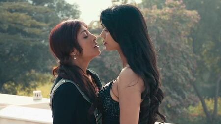 Hate Story (2012) – Paoli Dam Sahneleri Derlemesi (Altyazılı)