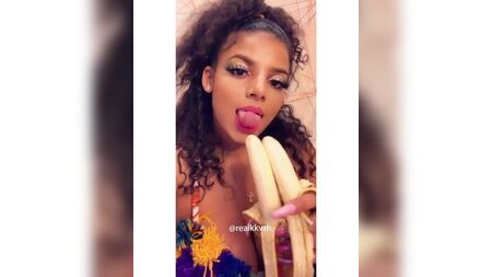 IG Bimbos 28.09.2019i uzun dilli çift muz