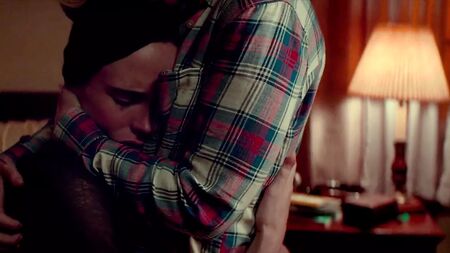Ellen Page ve Kate Mara, My Day of Mercy, Ateşli Lezbiyen Seks Sahneleri