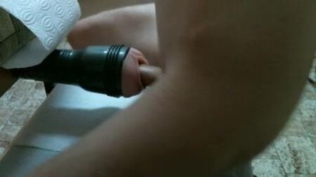 Yeni yaptığım Fleshlight tutucusunun ilk denemesi