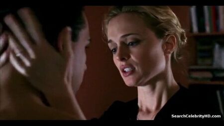Heather Graham arkadan sertçe sikildi