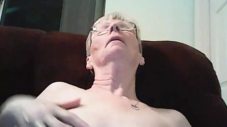 GrannyCam: İnternetten Olgun Seks Kameraları