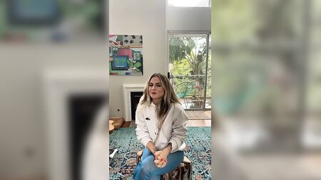 JoJo Levesque'in Göğüs Açıklığı
