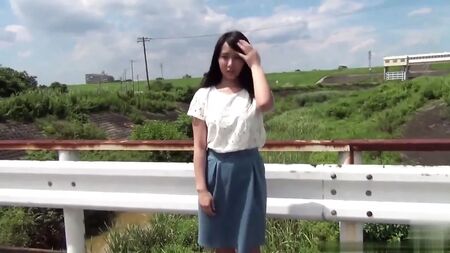 Japon Kızlar Anüslerini Gösteriyor