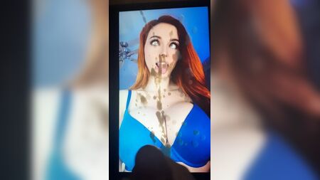 Amouranth'a Övgü