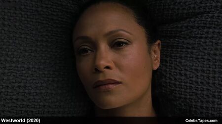 Westworld'den Thandie Newton'ın çıplak ön plan sahneleri