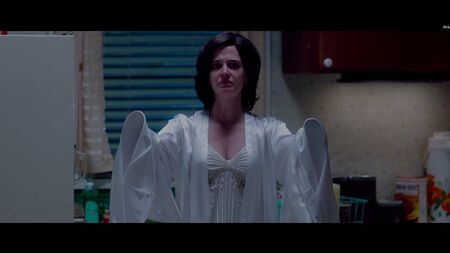 Eva Green - Kar Fırtınasındaki Beyaz Kuş (2014)