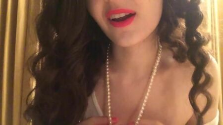 Hungry.L Sansürsüz Islak Tişört ASMR