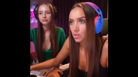 ufaklık Luxury Girl ve Sola Zola ile birlikte uçtu