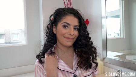 SisLovesMe TeamSkeet Angel Gostosa - Başladığımız İşi Bitiriyoruz Siyah Saç, Sakso, Cowgirl, Saça Boşalmak