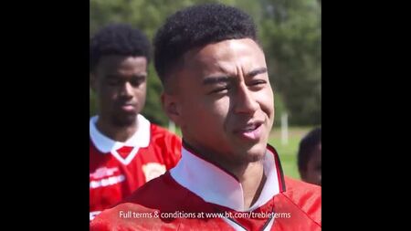 Jesse Lingard ve Marcus Rashford Ole Gunnar Solskjaer'in golünü yeniden yaratmaya çalışıyor