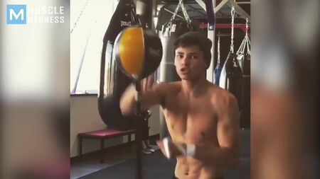 EN HIZLI BOKS ELLERİ - Ryan Garcia - Kas Çılgınlığı