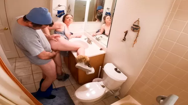 Tualet teshiklarining porno fotosuratlari