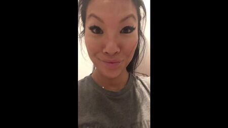Asa Akira Soyunma Odası Mastürbasyon Onlyfans Video Sızdırıldı -